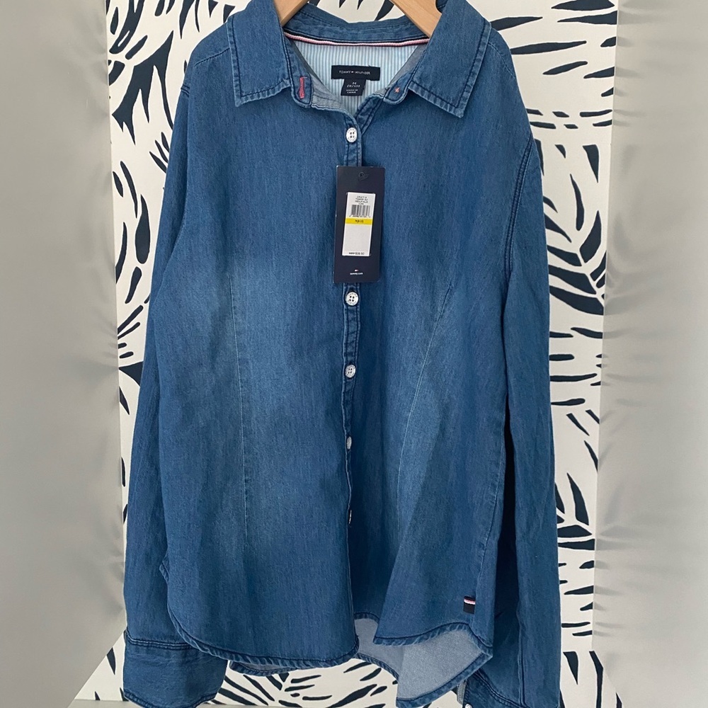 ❤️NWT❤️Tommy Hilfiger Denim Blouse